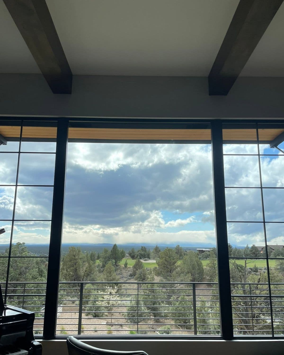 Luxury Bend, Oregon home with floor-to-ceiling windows cleaned to a streak-free shine